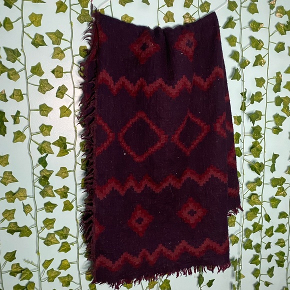 Aritzia Wilfred Blanket Scarf - Picture 5 of 16